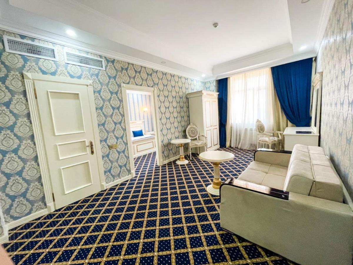 Premier Palace Baku Exterior photo Suite