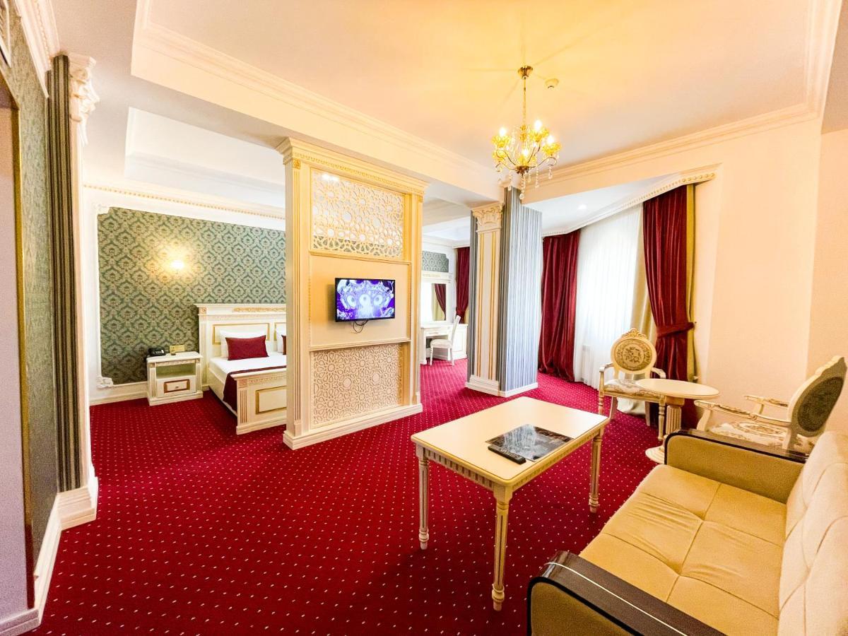 Premier Palace Baku Exterior photo Suite