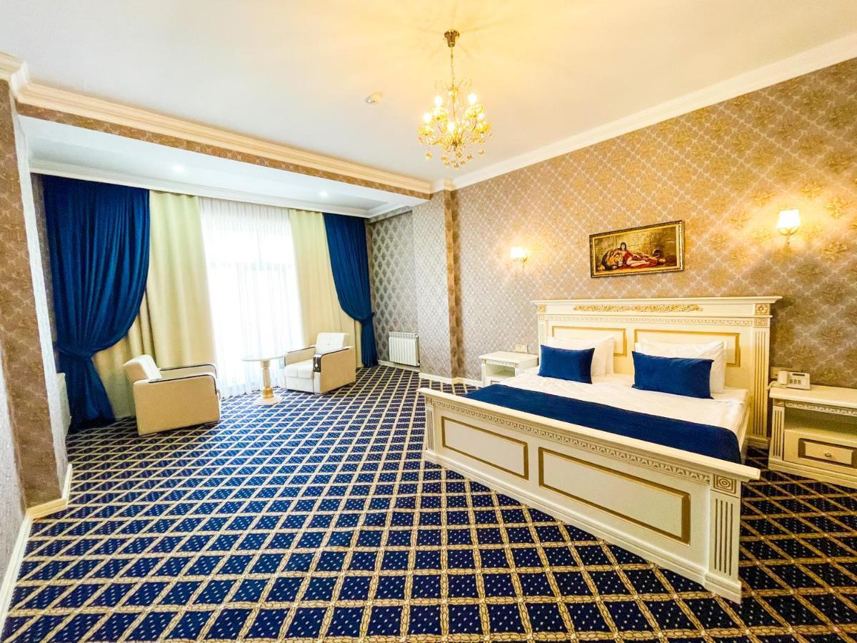 Premier Palace Baku Exterior photo Suite
