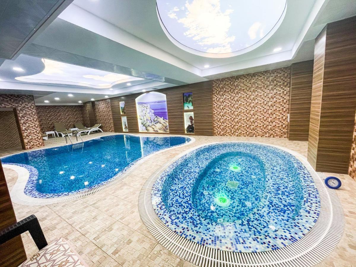 Premier Palace Baku Exterior photo Spa center